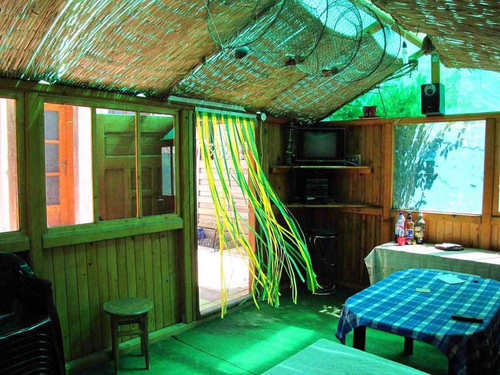 Casa Oana Hotel Sulina Bagian luar foto